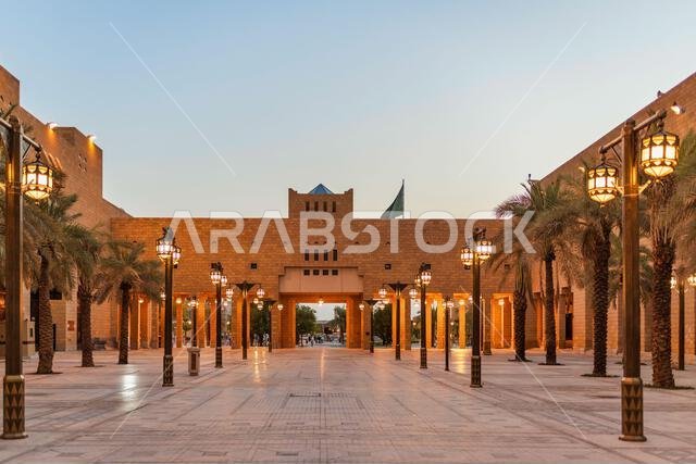 فناء عند الغسق في منطقة الزيل - الرياض