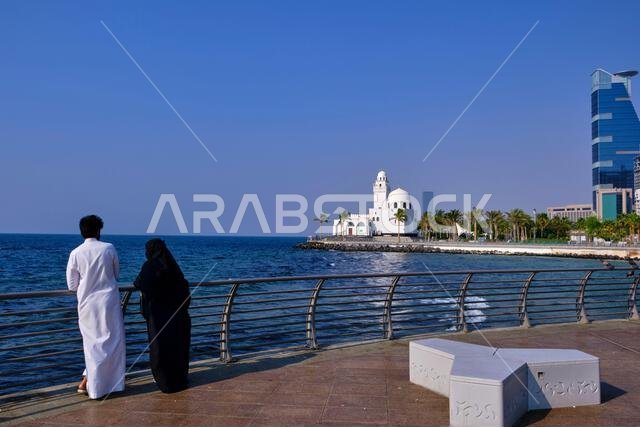 Arabie Saoudite, province de La Mecque, Djeddah, la Corniche, Island Mosque // Saudi Arabia, Makkah Province, Jeddah, Corniche, Island Mosque