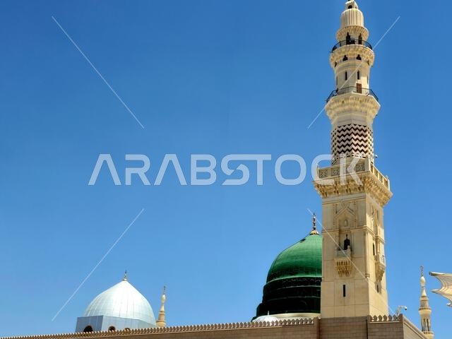 الواجهة الخارجية والمنظر الخارجي لمسجد النبي محمد أو المسجد النبوي، وهو موقع حج رئيسي يقع ضمن نطاق... الواجهة الخارجية والمنظر الخارجي لمسجد النبي محمد أو المسجد النبوي، وهو موقع حج رئيسي يقع ضمن نطاق...