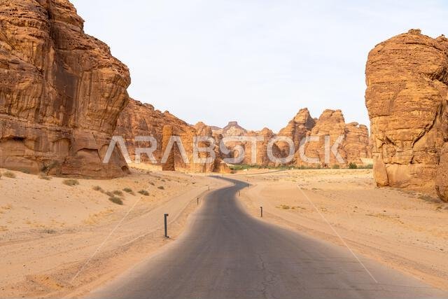 The panoramic Ashar Valley showcases the amazing sandstone rock formations of region of AlUla, a breathtaking desert landscape in Saudi Arabia