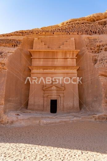 Jabal AlBanat, a sandstone mountain with the ancient ruins of the tombs of Qasr Al-Bint in Hegra, AlUla, archaeological wonders in Saudi Arabia Jabal AlBanat, a sandstone mountain with the ancient ruins of the tombs of Qasr Al-Bint in Hegra, AlUla, archaeological wonders in Saudi Arabia