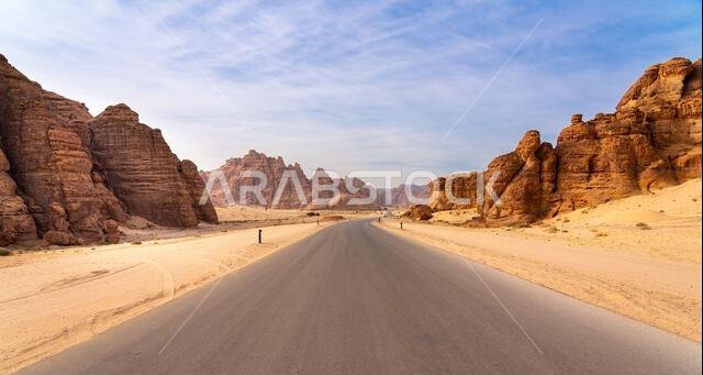 يُبرز وادي آشر البانورامي التكوينات الصخرية الرملية المذهلة لمنطقة العلا، وهي منطقة صحراوية خلابة في المملكة العربية السعودية. يُبرز وادي آشر البانورامي التكوينات الصخرية الرملية المذهلة لمنطقة العلا، وهي منطقة صحراوية خلابة في المملكة العربية السعودية.