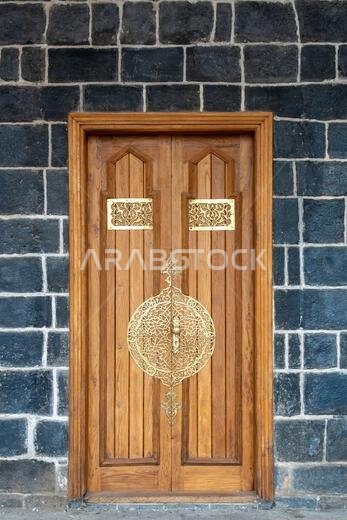 مسجد الغمامة، أو المصلى، أو مسجد الغمام، في المدينة المنورة، المملكة العربية السعودية، موقع تراثي مقدس يجذب الزوار من جميع أنحاء العالم الإسلامي