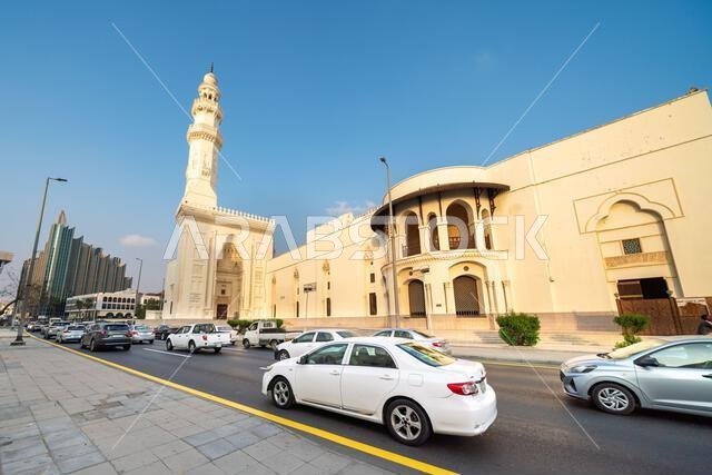 جدة، المملكة العربية السعودية - 19 ديسمبر 2024: مسجد الملك سعود الكبير في جدة، المملكة العربية السعودية، مثال رائع على العمارة الحديثة جدة، المملكة العربية السعودية - 19 ديسمبر 2024: مسجد الملك سعود الكبير في جدة، المملكة العربية السعودية، مثال رائع على العمارة الحديثة