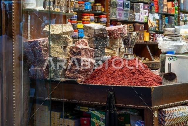 Jeddah, Saudi Arabia - December 20, 2024: At sunset the Qabel Trail in Al Balad district of Jeddah, Saudi Arabia, comes alive. The shops inviting visi Jeddah, Saudi Arabia - December 20, 2024: At sunset the Qabel Trail in Al Balad district of Jeddah, Saudi Arabia, comes alive. The shops inviting visi
