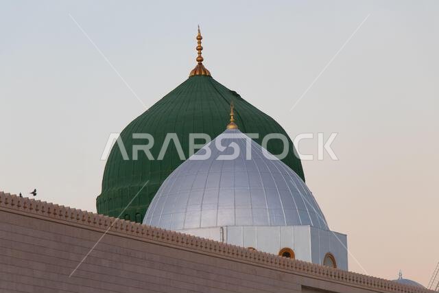 The Green Dome of the Prophet Mosque in Medina. Al Masjid an Nabawi.