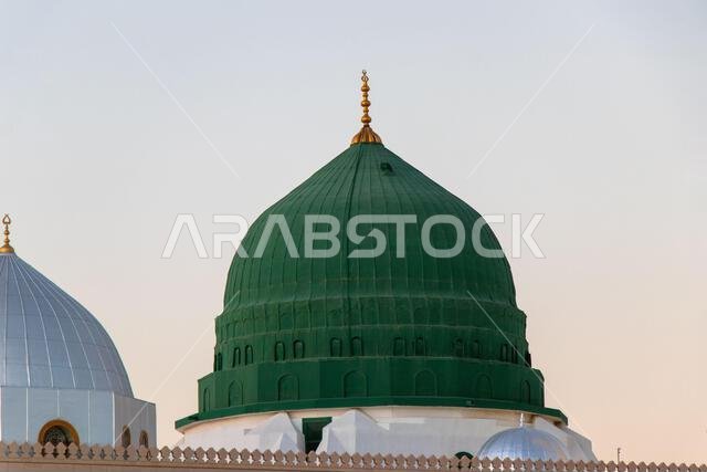 القبة الخضراء للمسجد النبوي.