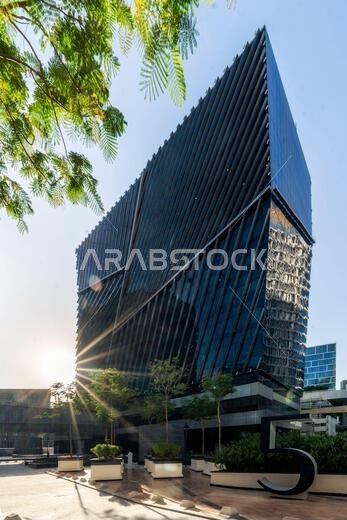 مبانٍ حديثة في مركز الملك عبد الله المالي (KAFD)، الرياض، المملكة العربية السعودية.
