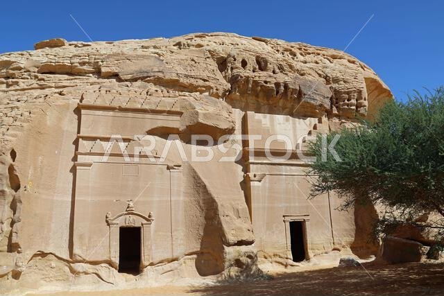 غرف الدفن النبطية في الحجر في الصحراء العربية غرف الدفن النبطية في الحجر في الصحراء العربية