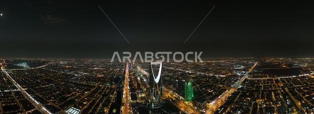 Drone shot foto. Saudi Arabia. Riyadh. Kingdom tower. Night.