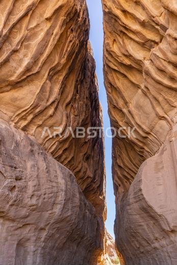Middle East, Saudi Arabia, Medina, Al-Ula, Hegra. Desert rock formations at the Hegra archaeological area.