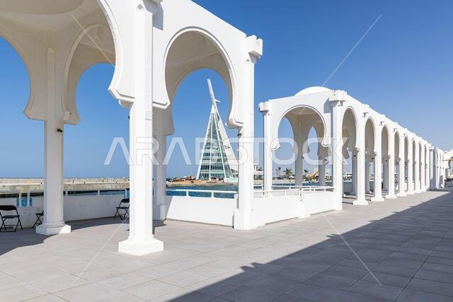 الشرق الأوسط، المملكة العربية السعودية، منطقة مكة المكرمة، جدة. مسجد الرامة على الواجهة البحرية لجدة.