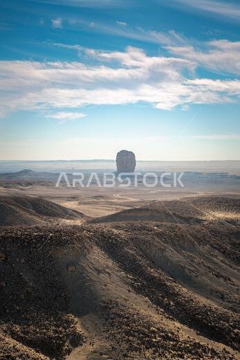 إبهام يهوذا أو إبهام الشيطان هو تكوين صخري في الصحراء بالقرب من الرياض، المملكة العربية السعودية.