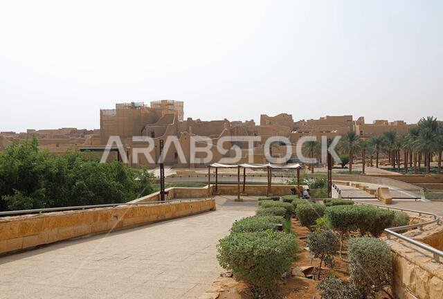 منظر لمدينة الطريف التاريخية من مسجد الدرعية في المملكة العربية السعودية منظر لمدينة الطريف التاريخية من مسجد الدرعية في المملكة العربية السعودية