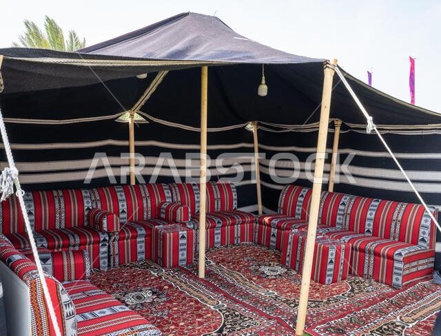 خيمة عربية تقليدية في سوق قطر