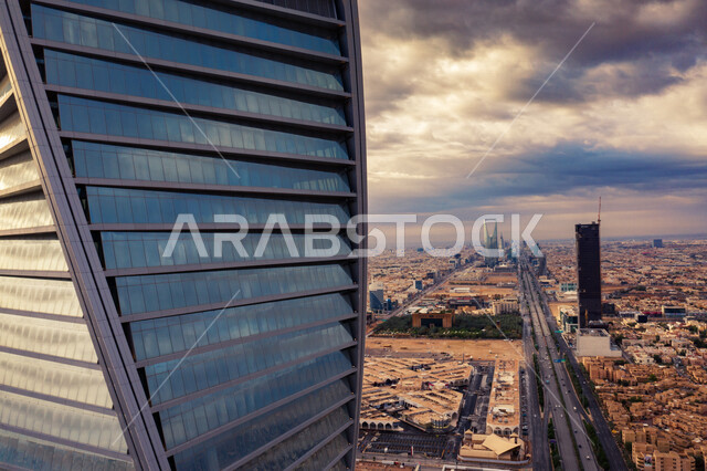 صوره جماليه لأبراج ومباني مدينة الرياض في النهار ، طرق وشوارع الرياض، الفن الهندسي المعماري ، معالم سياحية مشهورة بالرياض في المملكة العربية السعودية