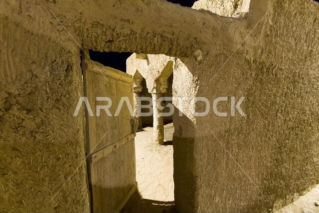 an archaeological mosque built of muds in riyadh in Saudi Arabia