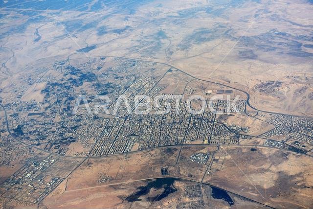 صورة جوية لمدينة القريات، المملكة العربية السعودية.