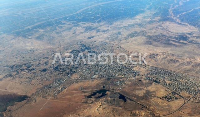 صورة جوية لمدينة القريات، المملكة العربية السعودية.