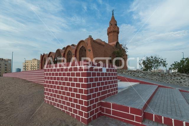 Mohammed Al-Farsi Mosque in Jeddah, Saudi Arabia is an ancient Islamic engineering art 30-07-2023