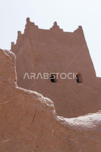 قرية تراثية عربية في الرياض بالمملكة العربية السعودية قرية تراثية عربية في الرياض بالمملكة العربية السعودية