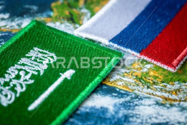 أعلام المملكة العربية السعودية وروسيا، المفهوم الاقتصادي، أسعار النفط العالمية، العلاقات الدبلوماسية والاقتصادية بين الدول