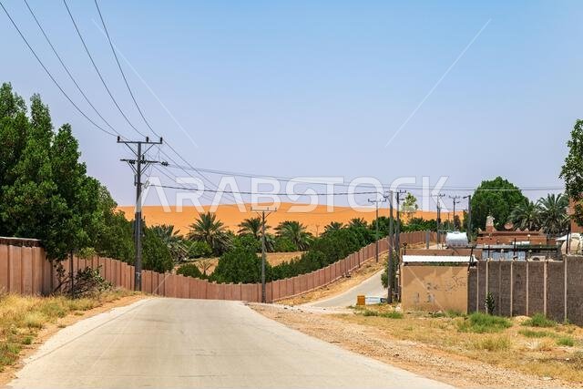 Desert Road - Red Dunes - views