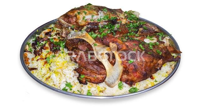 المندي طبق يمني تقليدي يتكون من اللحم والأرز والتوابل. وهو الآن شائع جداً في مناطق أخرى من شبه الجزيرة العربية، كما أنه شائع أيضاً