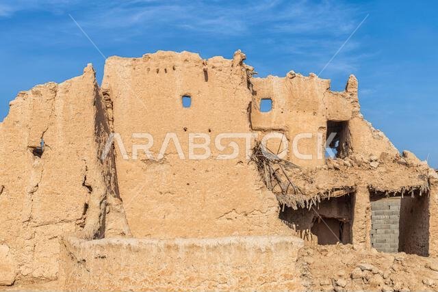Old Ruin - Mud and Straw Wall
