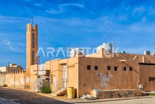 Old Muzahmiyah Mosque - morning light
