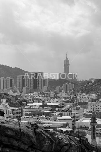 The Mecca City Skyline from the Mountains