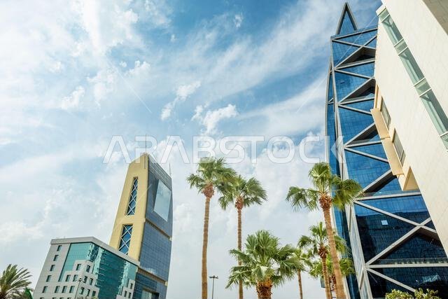 مبانٍ حديثة في وسط مدينة الرياض، المملكة العربية السعودية