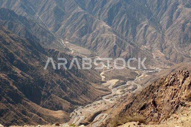 سلسلة جبال عسير في جنوب غرب المملكة العربية السعودية سلسلة جبال عسير في جنوب غرب المملكة العربية السعودية