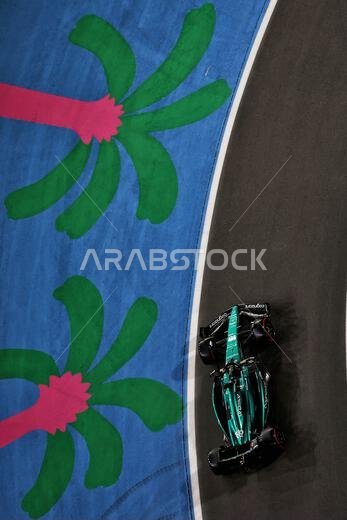 جدة، المملكة العربية السعودية. ١٨ مارس ٢٠٢٣. لانس سترول (كندا)، فريق أستون مارتن للفورمولا ١، رقم السيارة AMR23. بطولة العالم للفورمولا ١، الجولة الثانية، جائزة السعودية الكبرى، السبت ١٨ مارس ٢٠٢٣. جدة، المملكة العربية السعودية. حقوق الصورة: جيمس موي/ألامي لايف نيوز