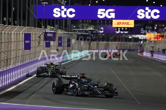 جدة، المملكة العربية السعودية. ١٩ مارس ٢٠٢٣. جورج راسل (بريطانيا) مرسيدس إيه إم جي إف ١ دبليو ١٤. بطولة العالم للفورمولا ١، الجولة الثانية، جائزة السعودية الكبرى، الأحد ١٩ مارس ٢٠٢٣. جدة، المملكة العربية السعودية. حقوق الصورة: جيمس موي/ألامي لايف نيوز
