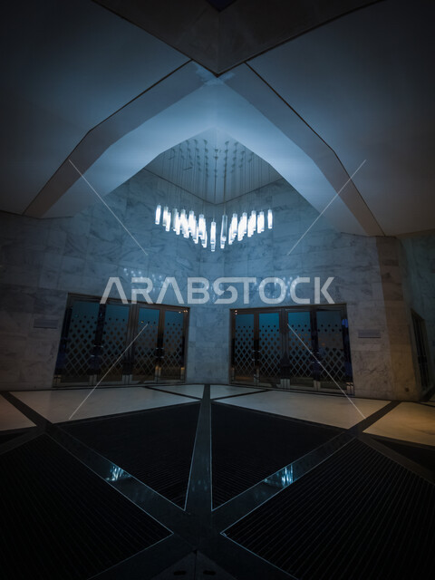 صورة من داخل مركز الملك عبدالله المالي ( كافد ) في الرياض بالمملكة العربية السعودية، معالم الرياض المشهورة، الفن الهندسي المعماري بالسعودية، مركز اقتصادي، السياحة في السعودية