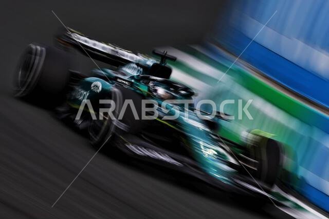 جدة، المملكة العربية السعودية. ١٨ مارس ٢٠٢٣. لانس سترول (كندا)، فريق أستون مارتن للفورمولا ١، رقم السيارة AMR23. بطولة العالم للفورمولا ١، الجولة الثانية، جائزة السعودية الكبرى، السبت ١٨ مارس ٢٠٢٣. جدة، المملكة العربية السعودية. حقوق الصورة: جيمس موي/ألامي لايف نيوز
