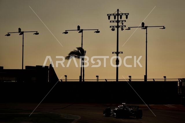 جدة، المملكة العربية السعودية. ١٧ مارس ٢٠٢٣. تشو غوانيو (الصين)، فريق ألفا روميو للفورمولا ١، سيارة C43. بطولة العالم للفورمولا ١، الجولة الثانية، جائزة السعودية الكبرى، الجمعة ١٧ مارس ٢٠٢٣. جدة، المملكة العربية السعودية. حقوق الصورة: جيمس موي/ألامي لايف نيوز