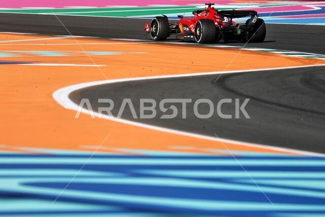 جدة، المملكة العربية السعودية. ١٧ مارس ٢٠٢٣. شارل لوكلير (مون) فيراري SF-23. بطولة العالم للفورمولا ١، الجولة الثانية، جائزة السعودية الكبرى، الجمعة ١٧ مارس ٢٠٢٣. جدة، المملكة العربية السعودية. حقوق الصورة: جيمس موي/ألامي لايف نيوز