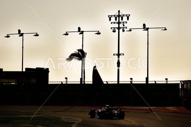 جدة، المملكة العربية السعودية. ١٧ مارس ٢٠٢٣. شارل لوكلير (مون) فيراري SF-23. بطولة العالم للفورمولا ١، الجولة الثانية، جائزة السعودية الكبرى، الجمعة ١٧ مارس ٢٠٢٣. جدة، المملكة العربية السعودية. حقوق الصورة: جيمس موي/ألامي لايف نيوز