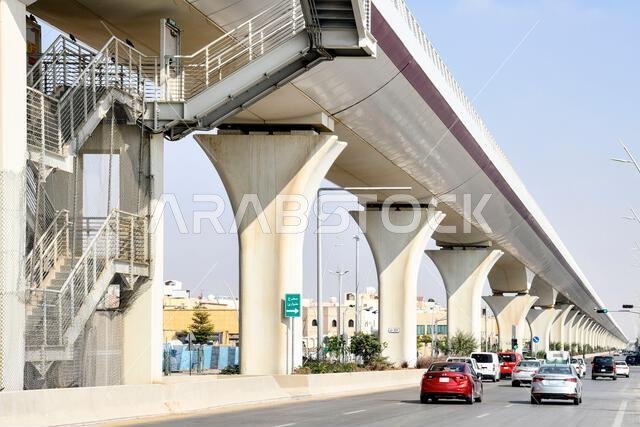 إطلالات على خط مترو الرياض