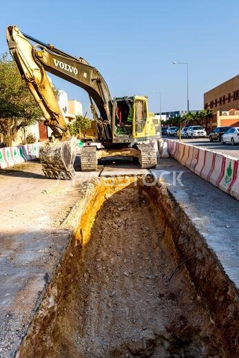 Digger and Trench - vertical view Digger and Trench - vertical view