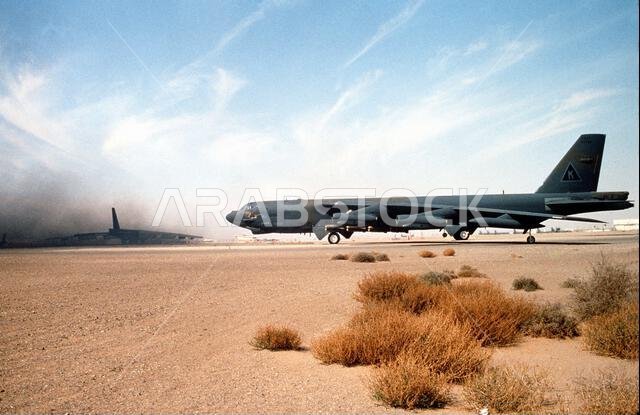 A Strategic Air Command B-52G Stratofortress aircraft prepares to take off on a mission during Operation Desert Storm.. Subject Operation/Series: DESERT STORM Country: Saudi Arabia(SAU) A Strategic Air Command B-52G Stratofortress aircraft prepares to take off on a mission during Operation Desert Storm.. Subject Operation/Series: DESERT STORM Country: Saudi Arabia(SAU)