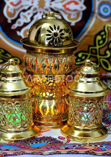 فانوس رمضان أو مصباح رمضان هو احتفال بهيج بأيام الصيام في الدول العربية والإسلامية، وهي أيام صيام مقدسة في الدين الإسلامي.