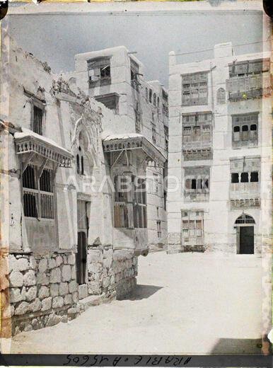 Djeddah, Arabia house facade , 1918 - Near East, Egypt, Palestine, Cyprus - Paul Castelnau (photographic section of the armies) - (January 9 -October 6) Djeddah, Arabia house facade , 1918 - Near East, Egypt, Palestine, Cyprus - Paul Castelnau (photographic section of the armies) - (January 9 -October 6)