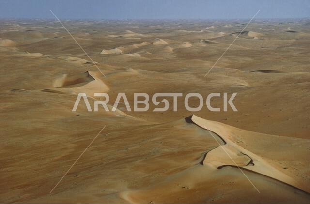 صورة جوية للربع الخالي، صحراء المملكة العربية السعودية