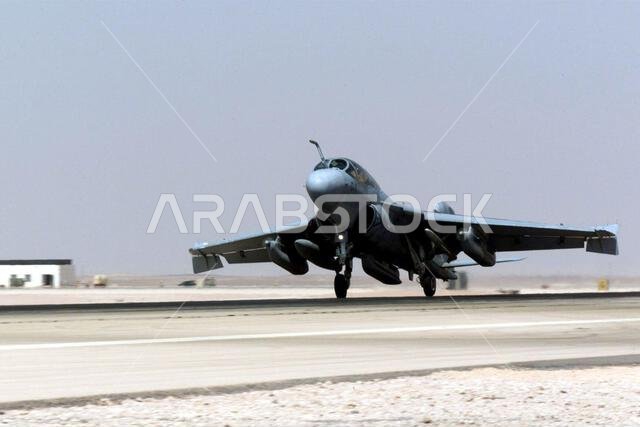 هبطت طائرة من طراز EA-6B براولر تابعة للبحرية الأمريكية في قاعدة الأمير سلطان الجوية بالمملكة العربية السعودية، بعد انتهاء مهمتها اليومية ضمن عملية "المراقبة الجنوبية". تُعدّ طائرة EA-6B جزءًا من قوات التحالف التابعة للجناح الجوي الاستكشافي 363، المتمركز في قاعدة الأمير سلطان الجوية بالمملكة العربية السعودية، والمسؤولة عن فرض منطقة حظر الطيران والقيادة في جنوب العراق لحماية البلاد والدفاع عنها ضد أي عدوان عراقي. الموضوع: عملية/سلسلة: المراقبة الجنوبية، القاعدة: قاعدة الأمير سلطان الجوية، الدولة: هبطت طائرة من طراز EA-6B براولر تابعة للبحرية الأمريكية في قاعدة الأمير سلطان الجوية بالمملكة العربية السعودية، بعد انتهاء مهمتها اليومية ضمن عملية "المراقبة الجنوبية". تُعدّ طائرة EA-6B جزءًا من قوات التحالف التابعة للجناح الجوي الاستكشافي 363، المتمركز في قاعدة الأمير سلطان الجوية بالمملكة العربية السعودية، والمسؤولة عن فرض منطقة حظر الطيران والقيادة في جنوب العراق لحماية البلاد والدفاع عنها ضد أي عدوان عراقي. الموضوع: عملية/سلسلة: المراقبة الجنوبية، القاعدة: قاعدة الأمير سلطان الجوية، الدولة: