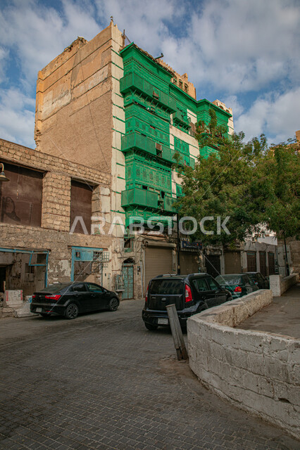المباني الأثرية في البلد التاريخي في مدينة جدة بالمملكة العربية السعودية، المدينة التاريخية في جدة، التصميم المعماري العربي القديم، أماكن سياحية، المعالم التاريخية في جدة, حي البلد