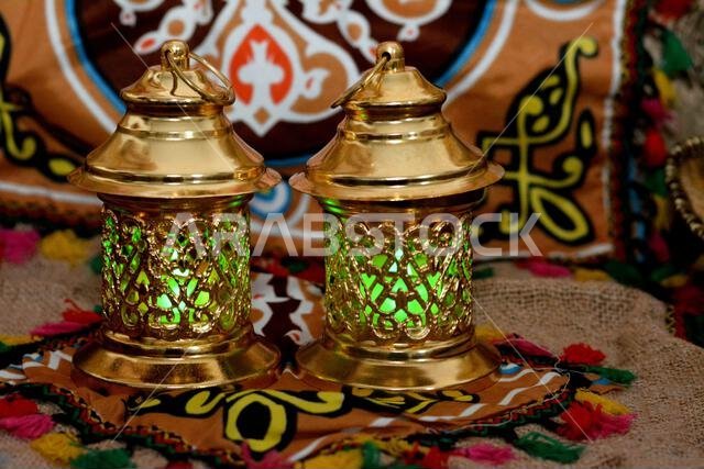 فانوس رمضان أو مصباح رمضان هو احتفال بهيج بأيام الصيام في الدول العربية والإسلامية، وهي أيام صيام مقدسة في الدين الإسلامي.