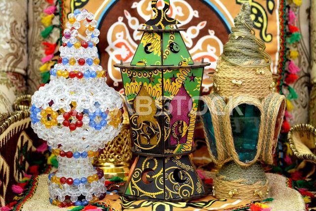 فانوس رمضان أو مصباح رمضان هو احتفال بهيج بأيام الصيام في الدول العربية والإسلامية، وهي أيام صيام مقدسة في الدين الإسلامي.